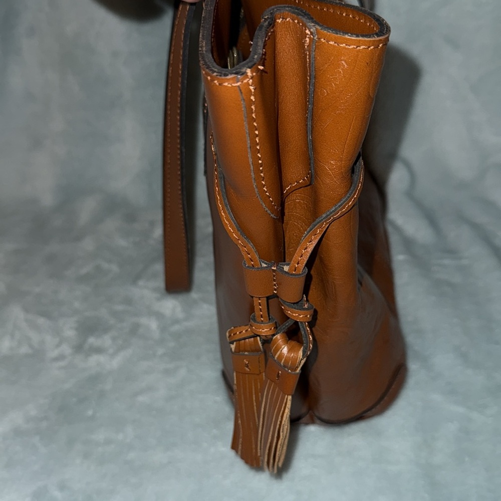 Patricia Nash leather tote with dust bag - Picture 10 of 17